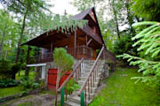 Domek do wynaj�cia nad jeziorem Dowcie�. Domek po�o�ony jest w lesie